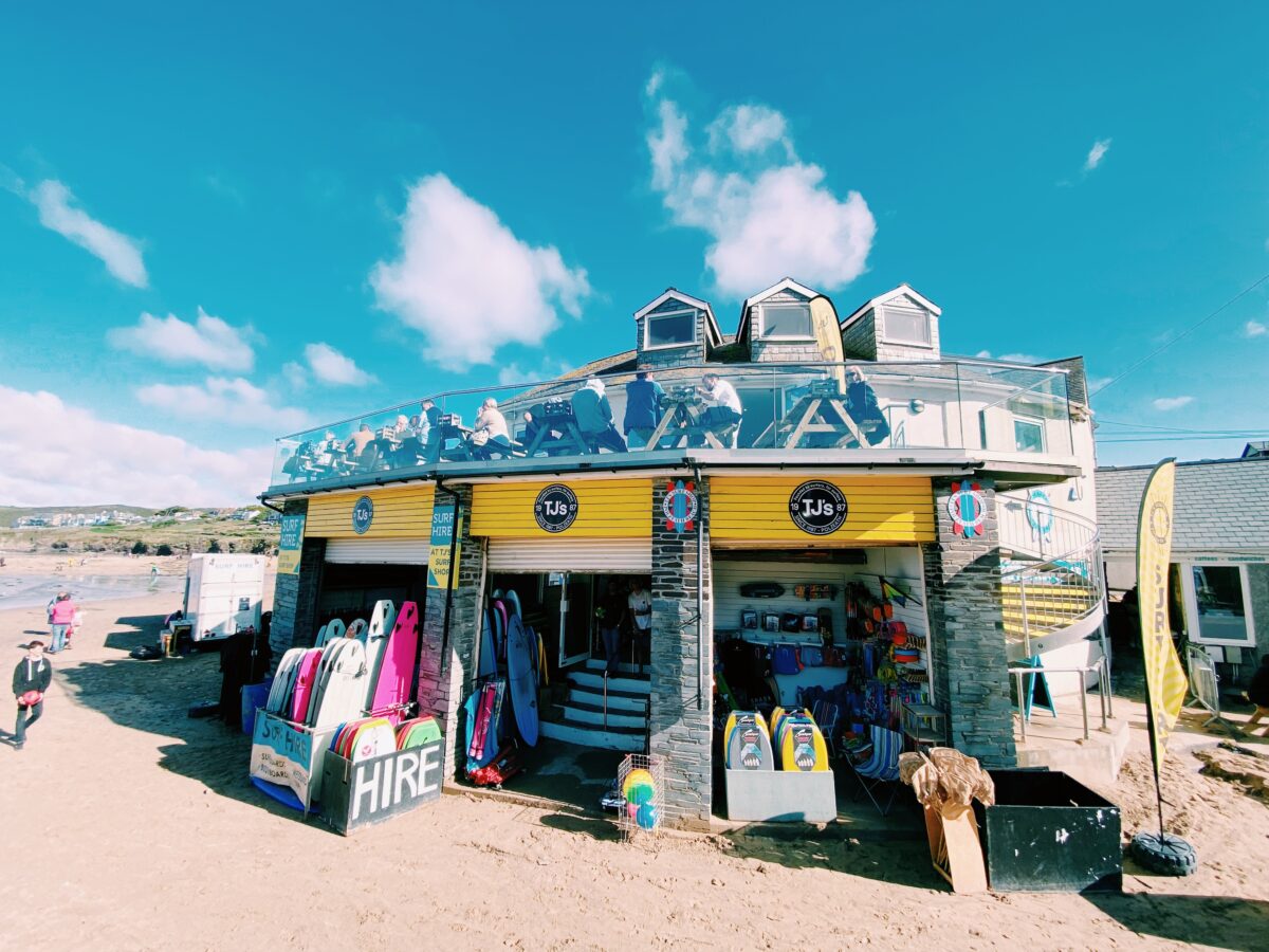 TJ's surf shop bar and kitchen situated on the beach in Polzeath, Cornwall